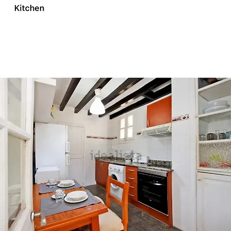 Cosy And Central Homestay